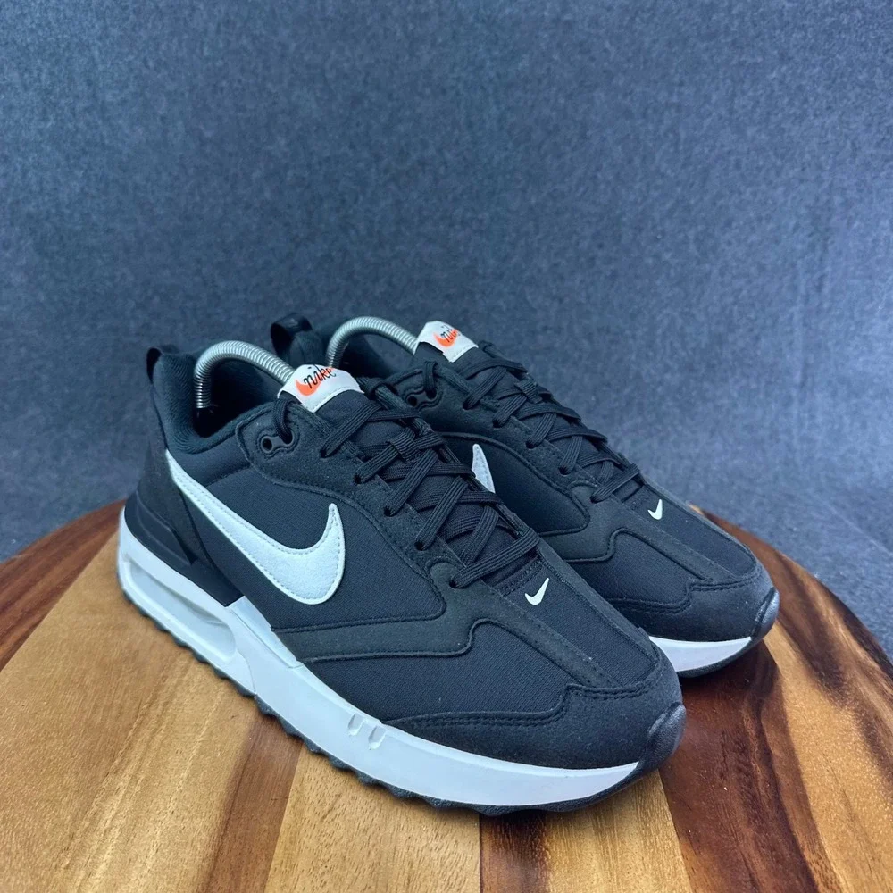 Nike Air Max Dawn Women's 10.5 Black White Sneakers Running DC4068-001 New